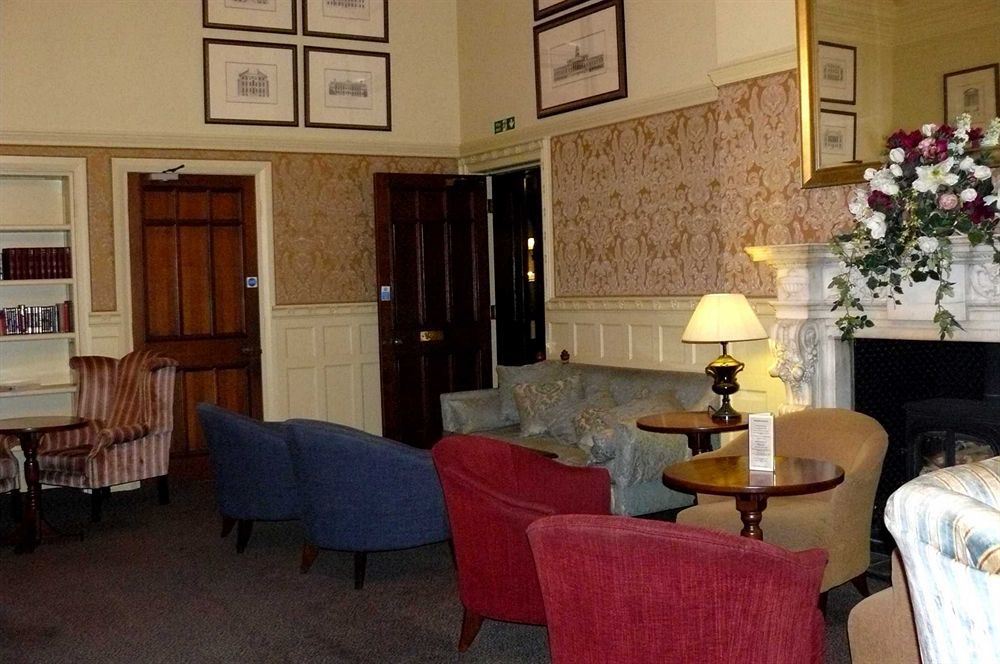 Dumbleton Hall Hotel Бродуей Екстериор снимка