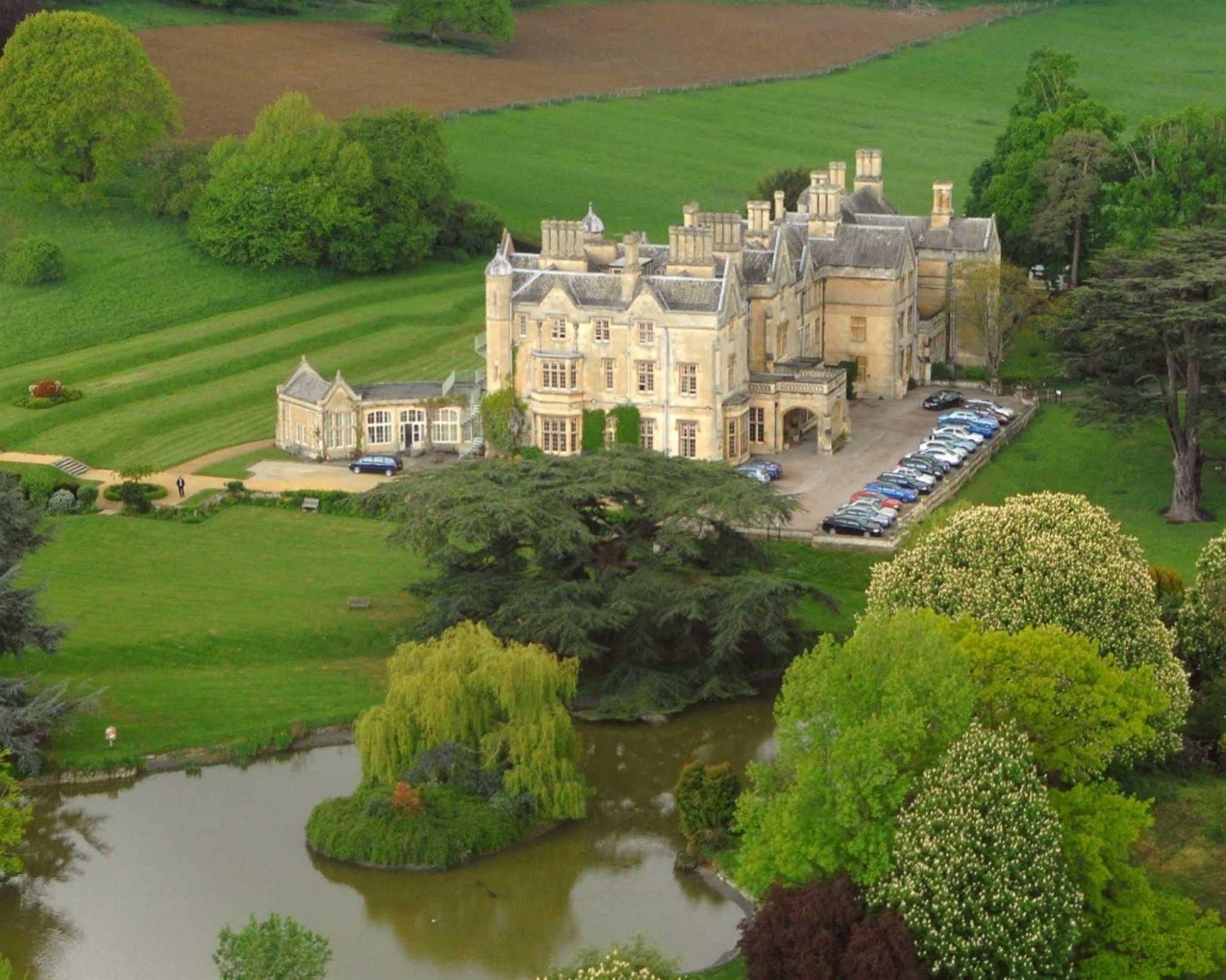 Dumbleton Hall Hotel Бродуей Екстериор снимка